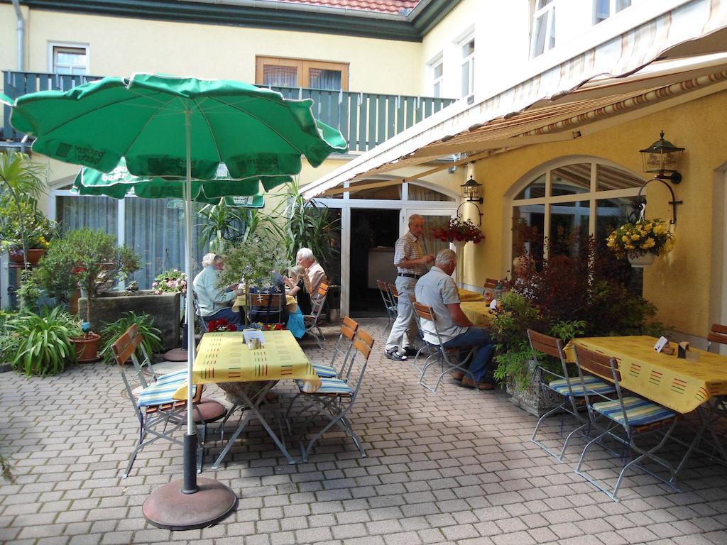 Gasthof Und Landhotel Zur Ausspanne 클립하우젠 외부 사진