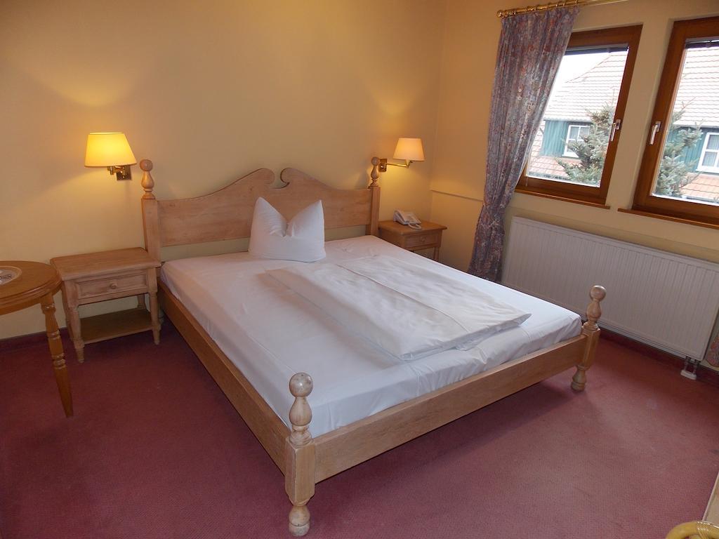 Gasthof Und Landhotel Zur Ausspanne 클립하우젠 객실 사진